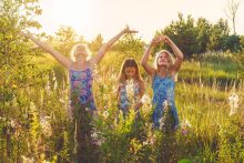 Bachblüten für Kinder, die sanfte emotionale Unterstützung