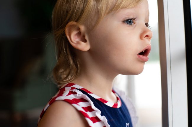 Wie Sie Trennungsangst bei Ihrem Baby oder Kleinkind angehen können